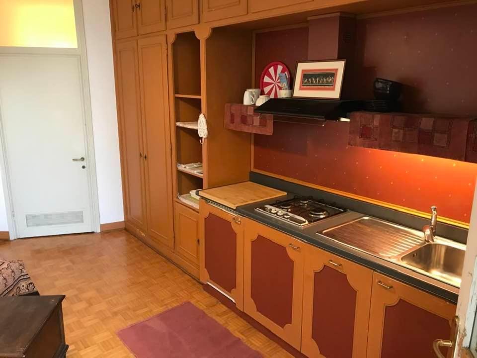 Xampilla'S Business City Mini Apartment Bassano Bassano del Grappa Exterior photo